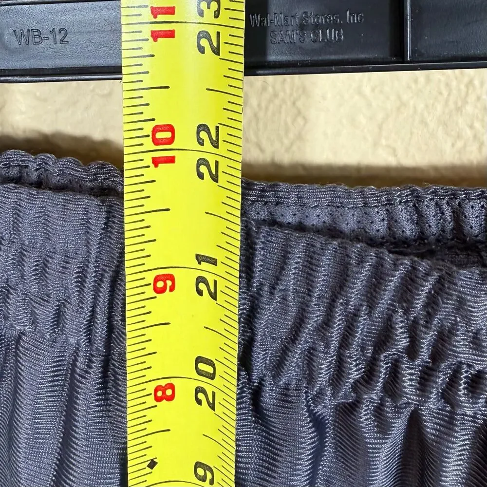 Starter Athletic Basketball Shorts Gray Youth Boys Size XXL (18)